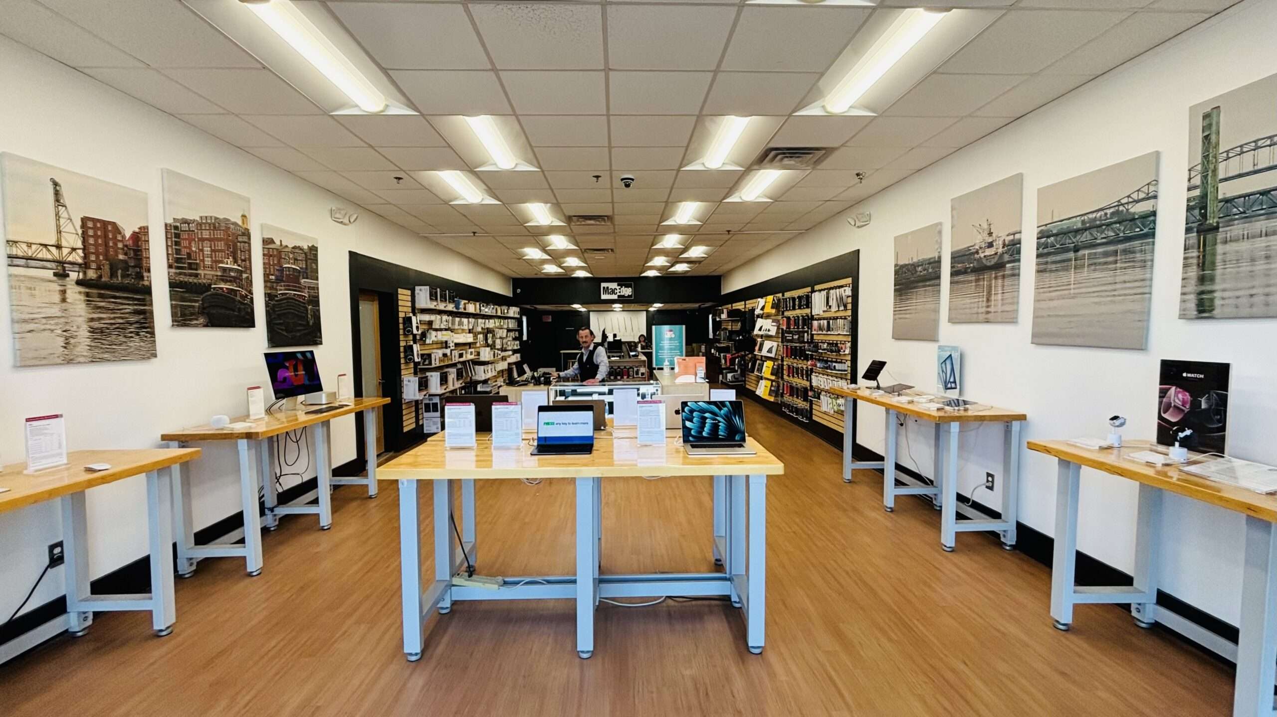MacEdge sells repairs iPhone, Mac, and other Apple Products in Portsmouth, NH